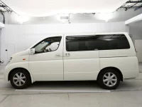 Nissan ELGRAND лот № 30853 оценка RA  с аукциона в Японии 3