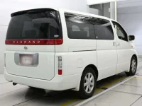 Nissan ELGRAND лот № 30853 оценка RA  с аукциона в Японии 1