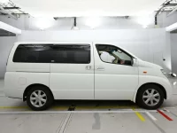 Nissan ELGRAND лот № 30853 оценка RA  с аукциона в Японии 2