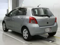 Toyota VITZ лот № 90615 оценка 3.5  с аукциона в Японии 5