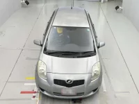 Toyota VITZ лот № 90615 оценка 3.5  с аукциона в Японии 6