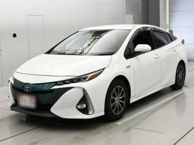 Toyota Prius PHV