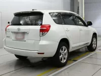 Toyota VANGUARD лот № 30881 оценка 4  с аукциона в Японии 1