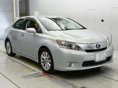Lexus HS