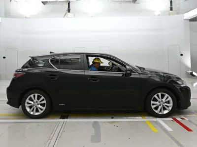 Lexus CT200h