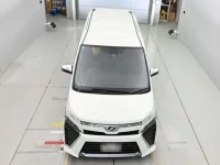 Toyota VOXY лот № 30927 оценка 4.5  с аукциона в Японии 6