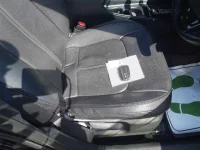 Toyota Prius лот № 30925 оценка 4  с аукциона в Японии 9