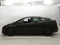 Toyota Prius лот № 30925 оценка 4  с аукциона в Японии 3