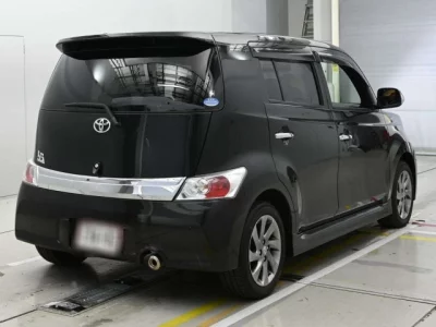 Toyota bB