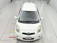 Toyota VITZ лот № 30909 оценка R  с аукциона в Японии 6