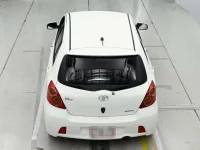Toyota VITZ лот № 30909 оценка R  с аукциона в Японии 7