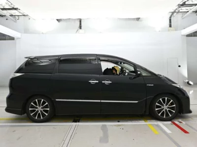 Toyota ESTIMA HYBRID