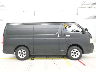 Toyota HIACE VAN  с аукциона в Японии