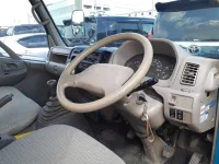 Toyota DYNA лот № 40163 оценка 3.5  с аукциона в Японии 8