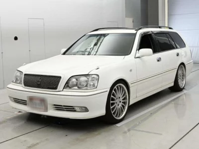 Toyota Crown Estate