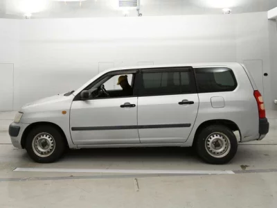 Toyota Succeed