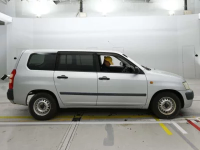 Toyota Succeed