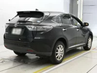 Toyota HARRIER лот № 30966 оценка 3.5  с аукциона в Японии 1