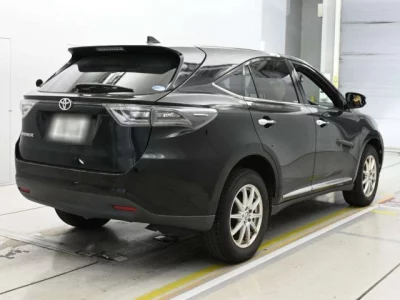 Toyota HARRIER  с аукциона в Японии