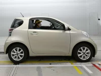 Toyota IQ лот № 30914 оценка 3.5  с аукциона в Японии 2