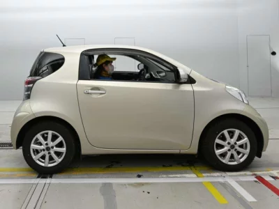 Toyota iQ