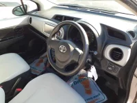 Toyota VITZ лот № 30921 оценка 3.5  с аукциона в Японии 8