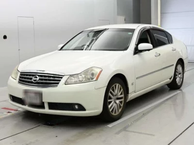 Nissan FUGA  с аукциона в Японии