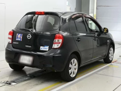 Nissan March