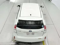 Toyota PRIUS ALPHA лот № 30963 оценка 3.5  с аукциона в Японии 7