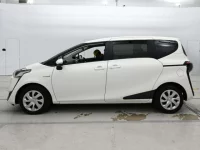 Toyota SIENTA лот № 30970 оценка 1  с аукциона в Японии 3
