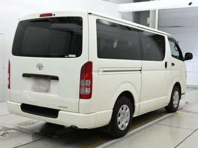 Toyota RegiusAce