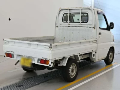 Nissan CLIPPER TRUCK  с аукциона в Японии