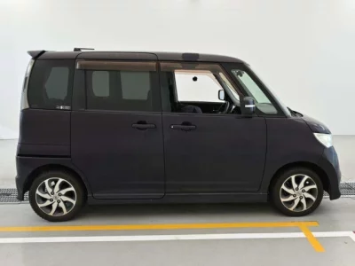 Nissan ROOX  с аукциона в Японии