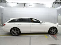 Mercedes-Benz E CLASS WAGON лот № 38048 оценка 4.5  с аукциона в Японии 2