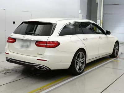 Mercedes-Benz E CLASS WAGON  с аукциона в Японии