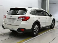 Subaru LEGACY OUTBACK лот № 30305 оценка 4  с аукциона в Японии 1