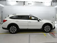 Subaru LEGACY OUTBACK лот № 30305 оценка 4  с аукциона в Японии 2