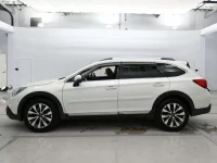 Subaru LEGACY OUTBACK лот № 30305 оценка 4  с аукциона в Японии 3