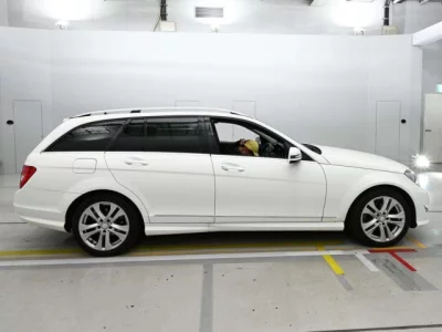 Mercedes-Benz C CLASS WAGON