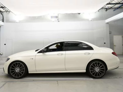 Mercedes-Benz AMG  с аукциона в Японии