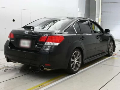 Subaru LEGACY B4  с аукциона в Японии