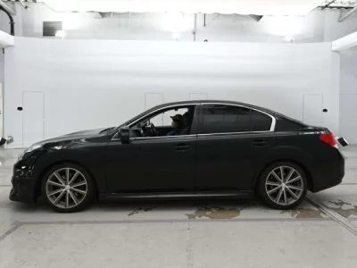 Subaru LEGACY B4  с аукциона в Японии