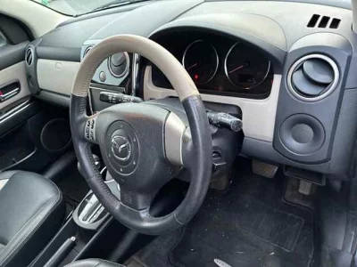 Mazda Verisa