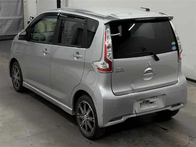 Mitsubishi ek Custom