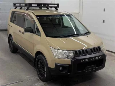 Mitsubishi Delica D:5