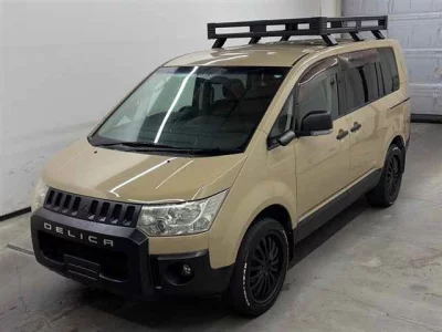Mitsubishi Delica D:5