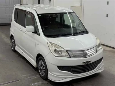 Suzuki Solio