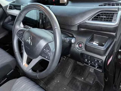 Mitsubishi DELICA D2  с аукциона в Японии