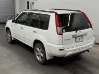 Nissan X-TRAIL лот № 10197 оценка 3.5  с аукциона в Японии 1