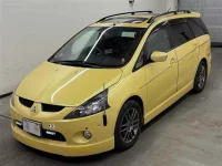 Mitsubishi GRANDIS лот № 20314 оценка 4  с аукциона в Японии 3